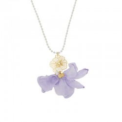 Collar con Flor Metálica y Pétalos de Gasa Lila