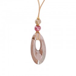 Collar con colgante ovalado de cerámica rosa en cordón de ante
