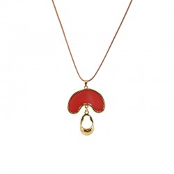 Collar con semicírculo metálico con esmalte rojo y lágrima