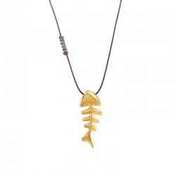 Collar con colgante de espina de pescado de metal dorado en cordón negro