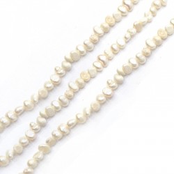 Perla Cultivada Irregular ~3-4mm (~73pcs/tira)