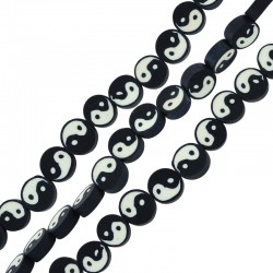 Entrepieza de Arcilla Polimerica Yin Yang10mm (40pcs/tira)