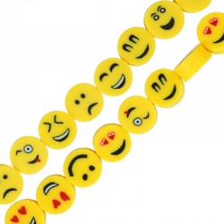 Entrepieza de Arcilla Polimerica Caras de Smiley 10mm (40pcs/tira)