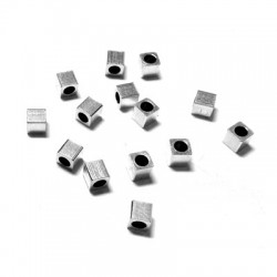 Cubo de Metal Latón 3x3mm (Ø1.5mm)