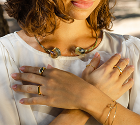 NECKLACE W/ LEAVES