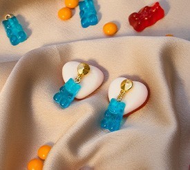 EARRINGS W/ BLUE BEARS 