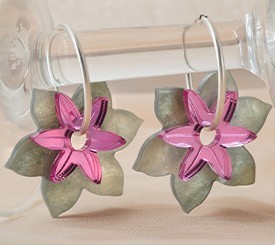 EARRINGS W/ FLOWERS